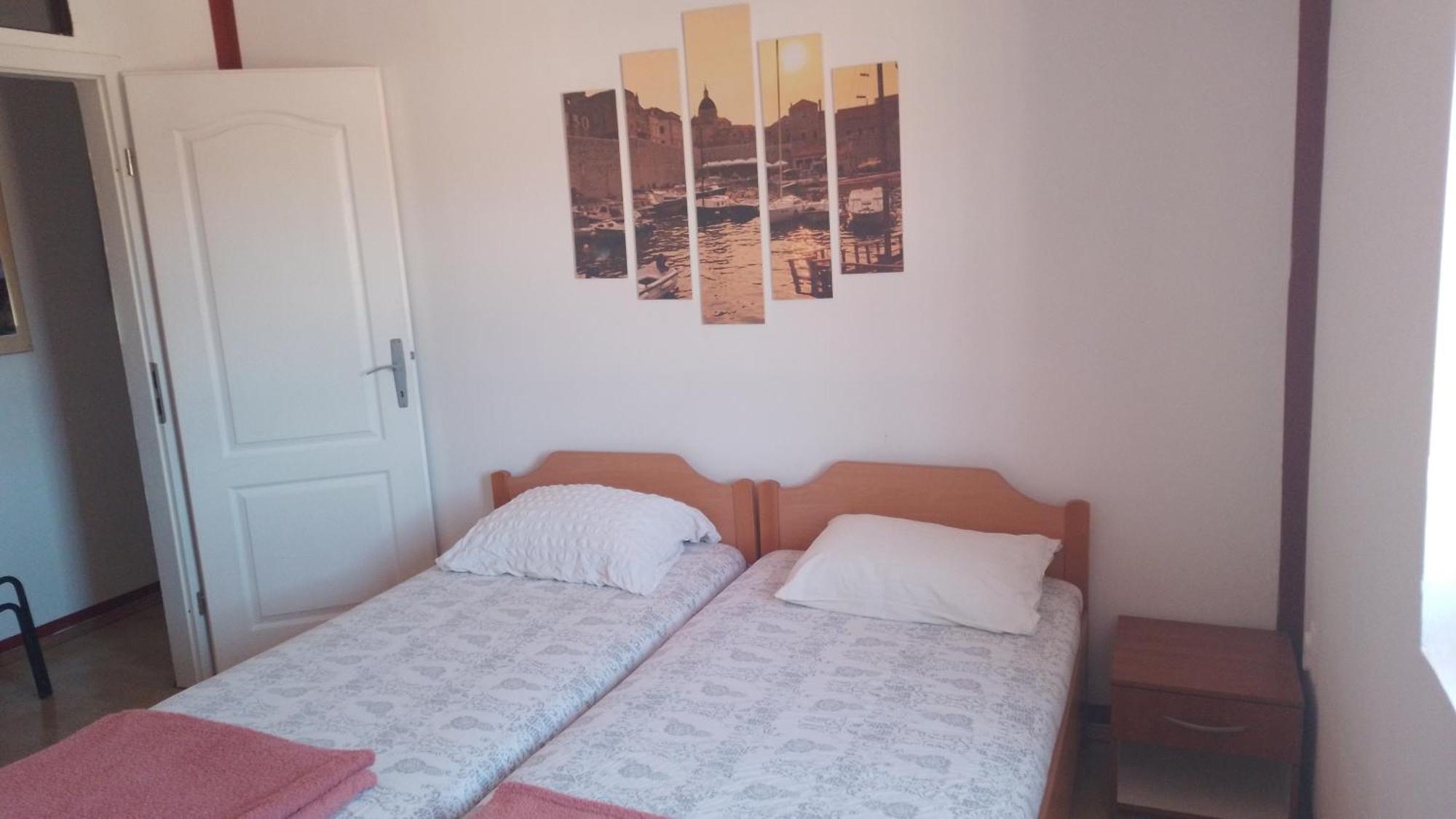 Red Apartman Trebinje Esterno foto