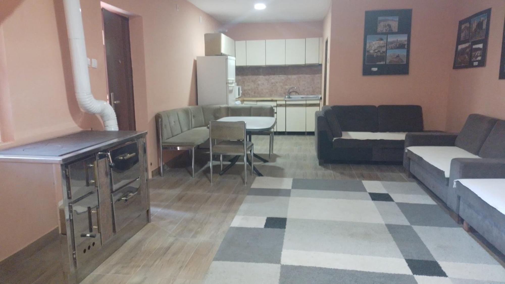 Red Apartman Trebinje Esterno foto